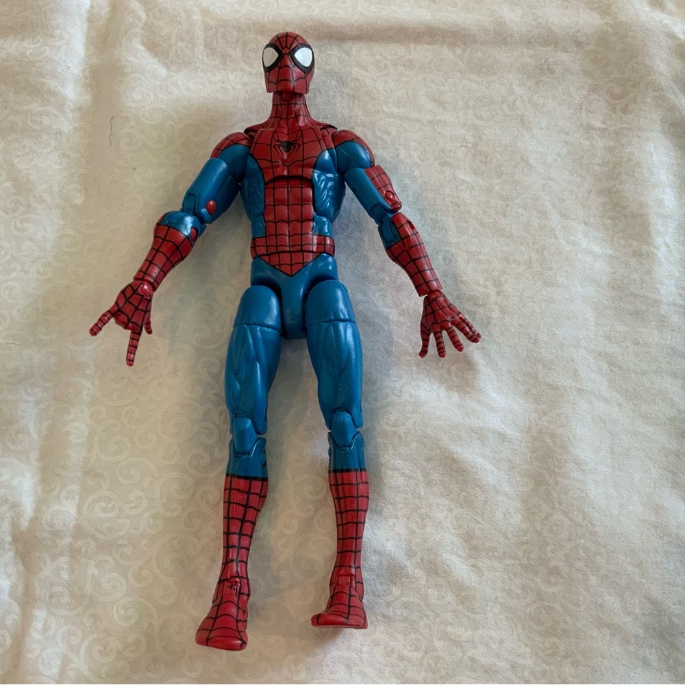 Hasbro Marvel Legends Infinite Series Spider- Man 6” Figure